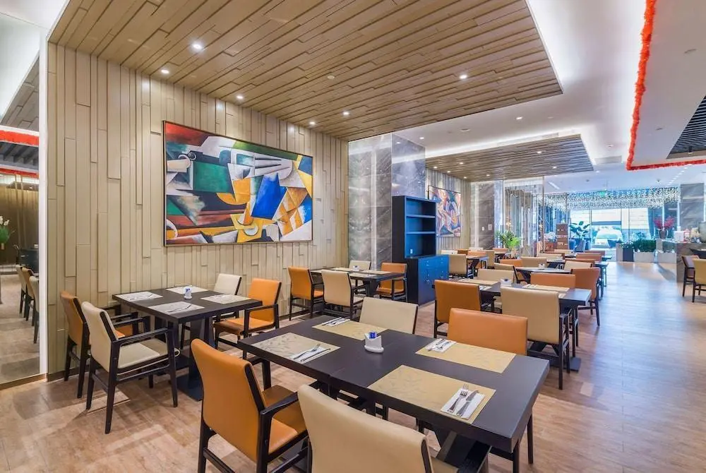 Howard Johnson by Wyndham Leonora plzaz Shanghai