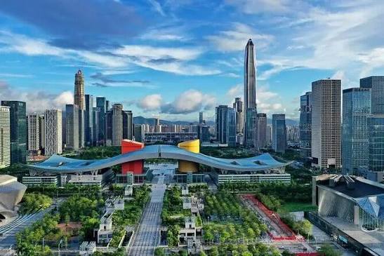 Day 4 - 18 September 2026 – Visit CPHI Expo 2026 with City tour + Shopping Drop